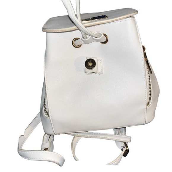 bebe leather backpack Vegan Nappy making your life as a parent just a bit easier.Crafted from tear Baby Tank Backpack | Full-Grain